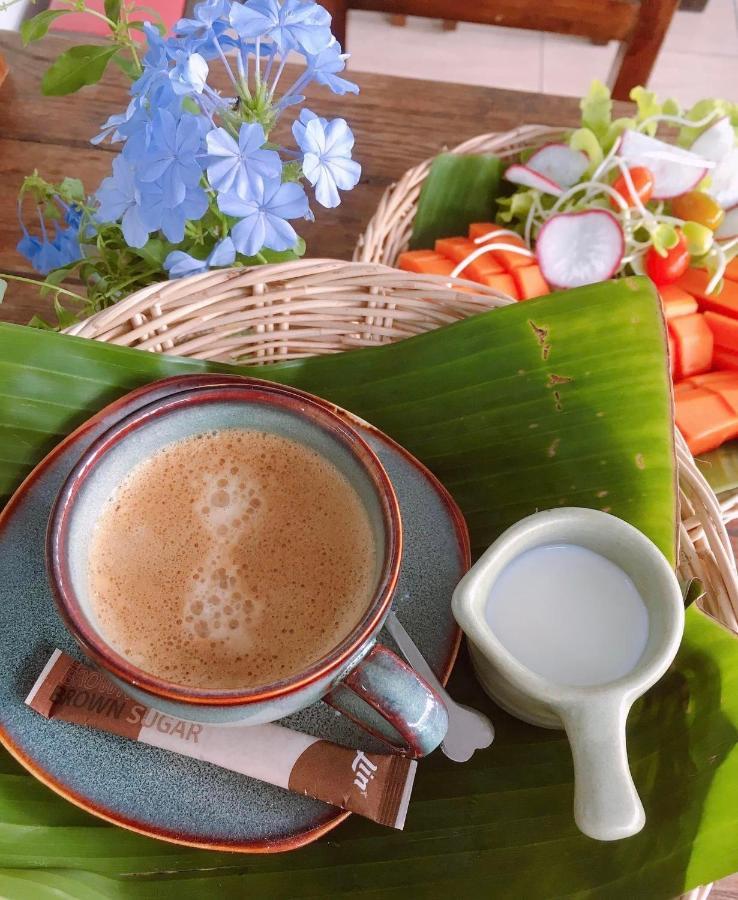 Wayside Guesthouse เชียงใหม่ ภายนอก รูปภาพ