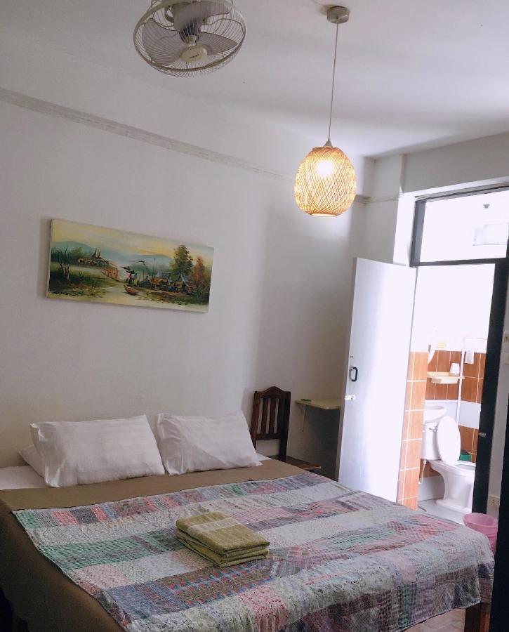 Wayside Guesthouse เชียงใหม่ ภายนอก รูปภาพ