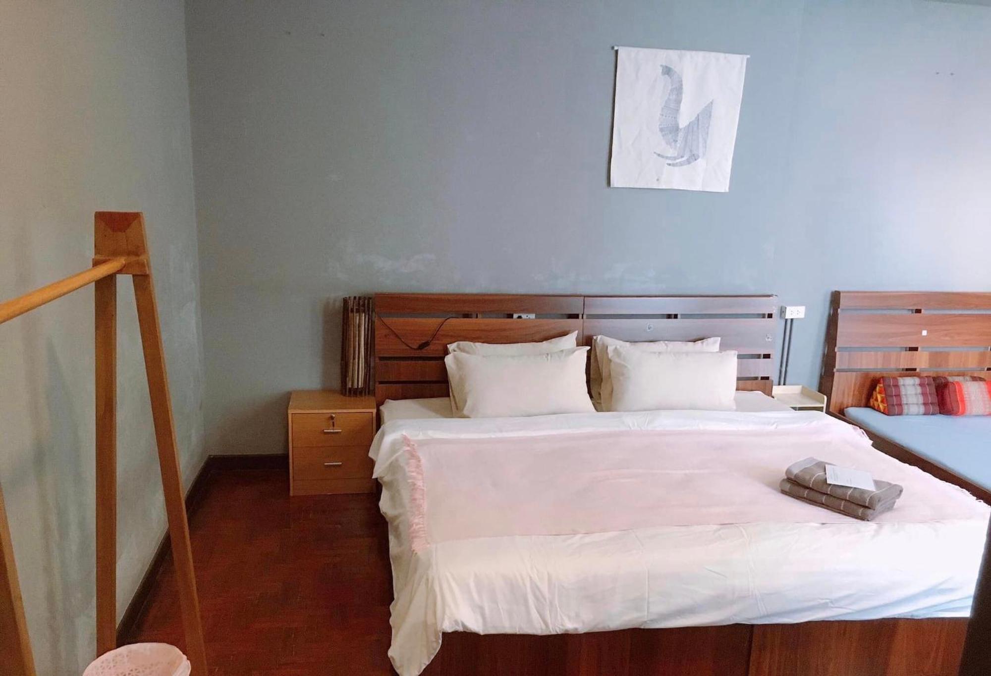 Wayside Guesthouse เชียงใหม่ ภายนอก รูปภาพ