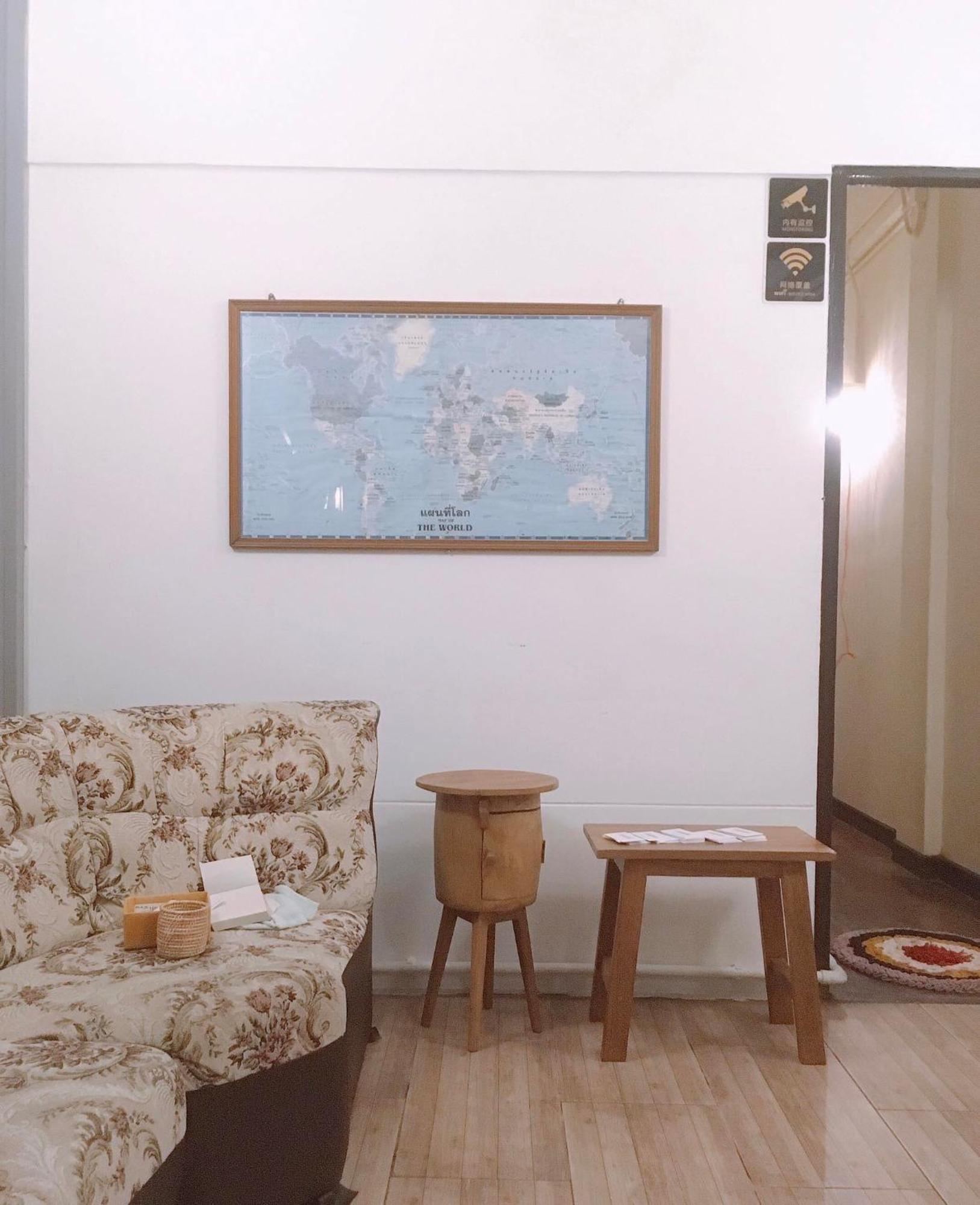 Wayside Guesthouse เชียงใหม่ ภายนอก รูปภาพ