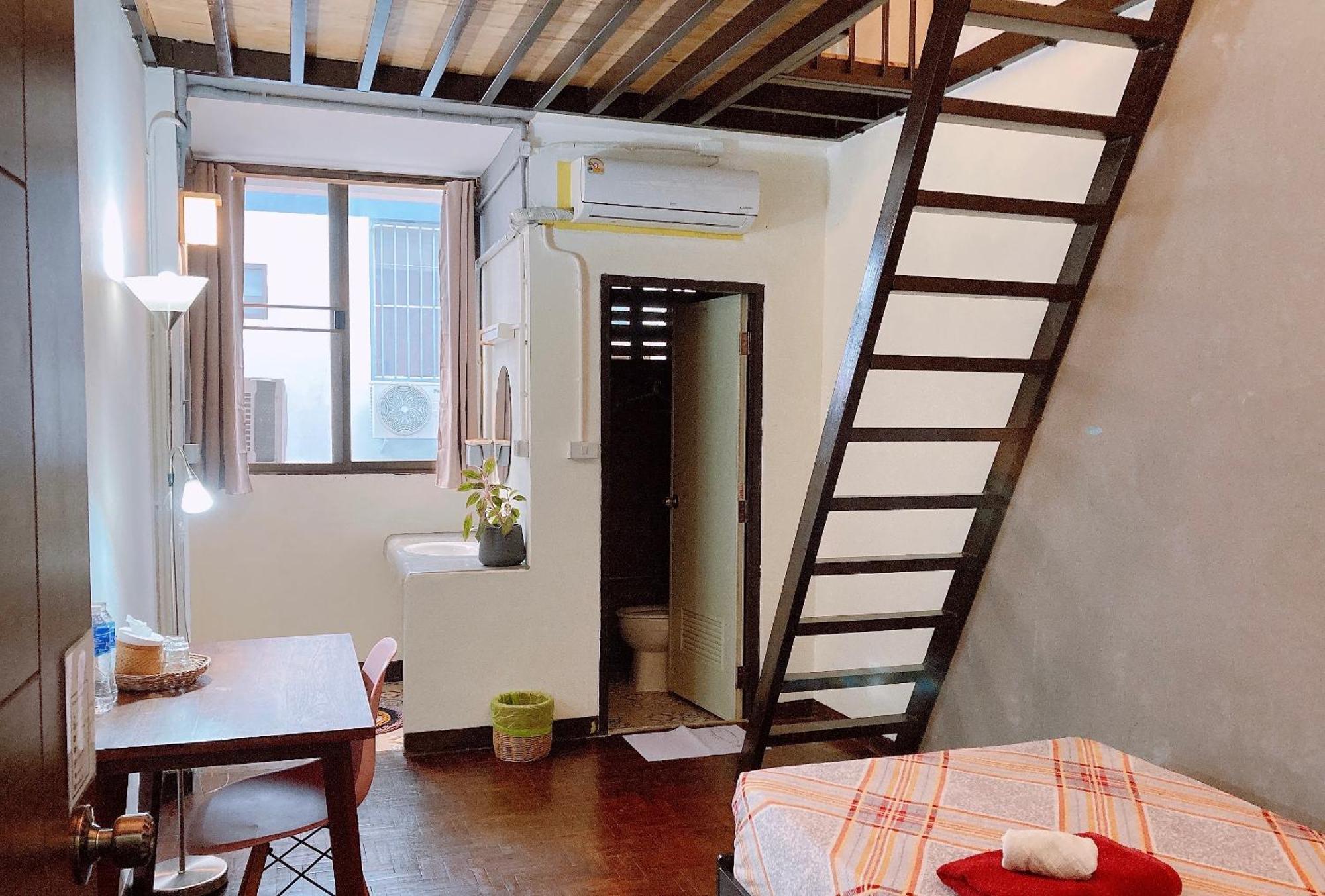 Wayside Guesthouse เชียงใหม่ ภายนอก รูปภาพ