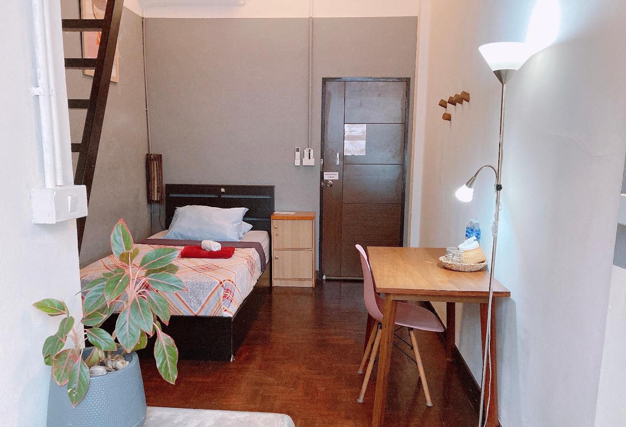 Wayside Guesthouse เชียงใหม่ ภายนอก รูปภาพ