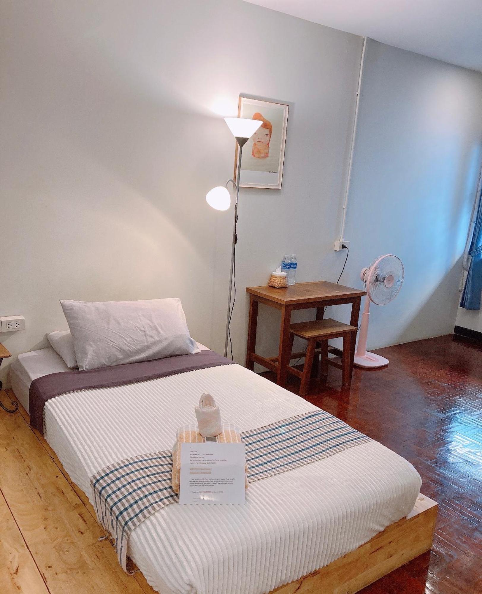 Wayside Guesthouse เชียงใหม่ ภายนอก รูปภาพ
